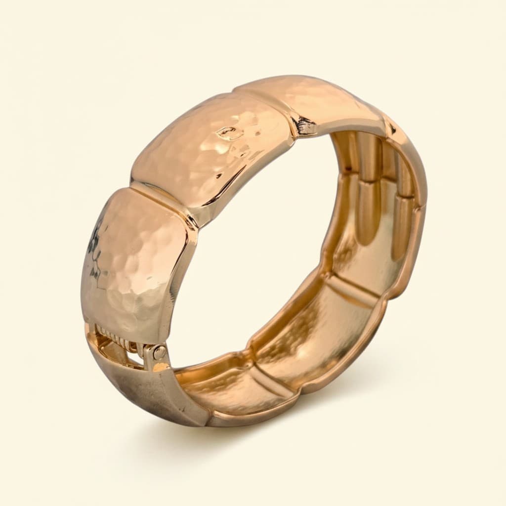 Bold Contour Statement Cuff